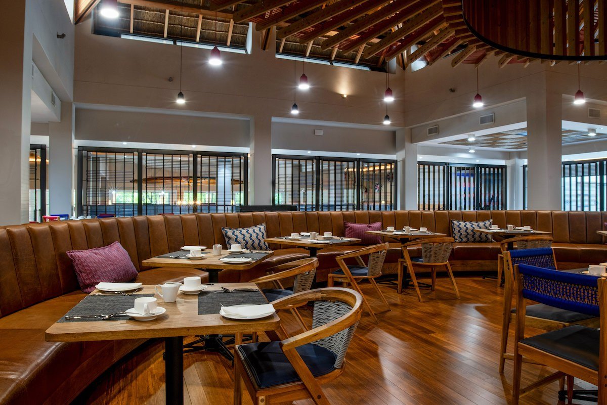 Booth seating in the hotel restaurant at Skukuza Safari Lodge